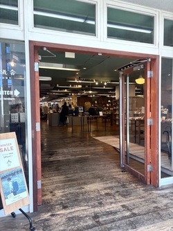 写真：四歩　三鷹店